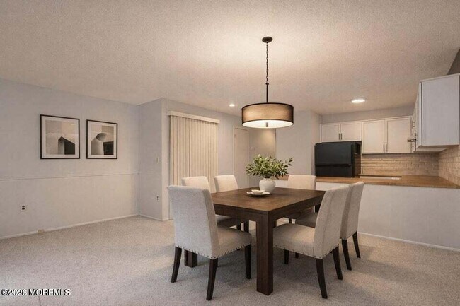 Foto del edificio - 1311 Paris Ct