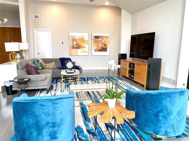 Foto del edificio - 3810 Alta Vista Ln
