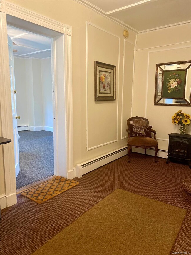 Foto del edificio - 245 Scudder Ave