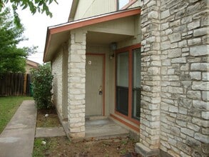 Building Photo - 2804 Bull Run