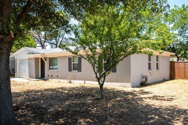 Building Photo - 1317 Bryan Dr