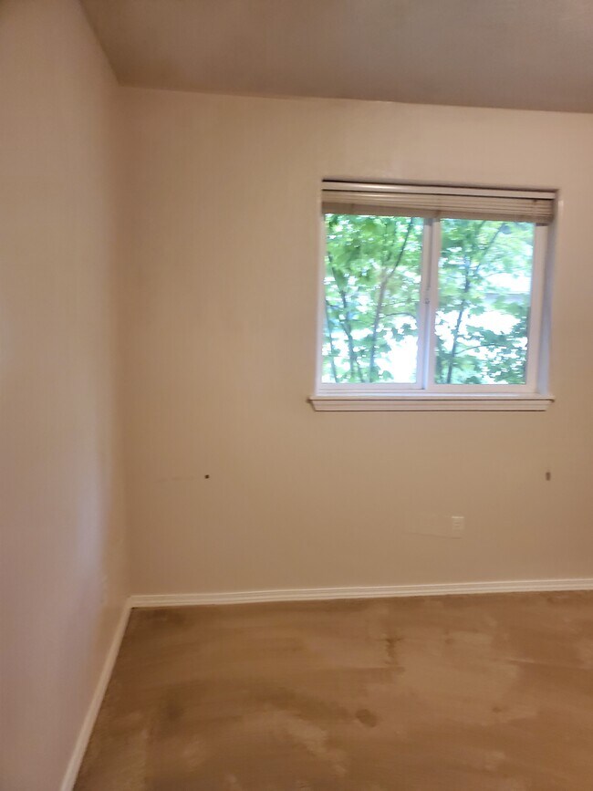 Foto del edificio - 571 E Hiawatha Blvd