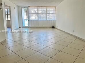 Foto del edificio - 6770 Indian Creek Dr