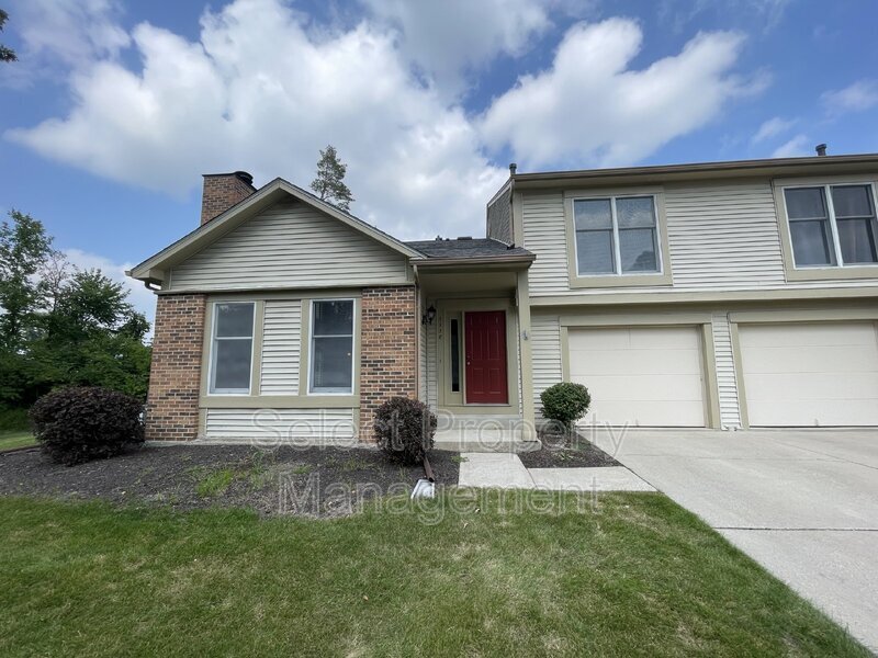 Primary Photo - 5138 Pinebrook Dr