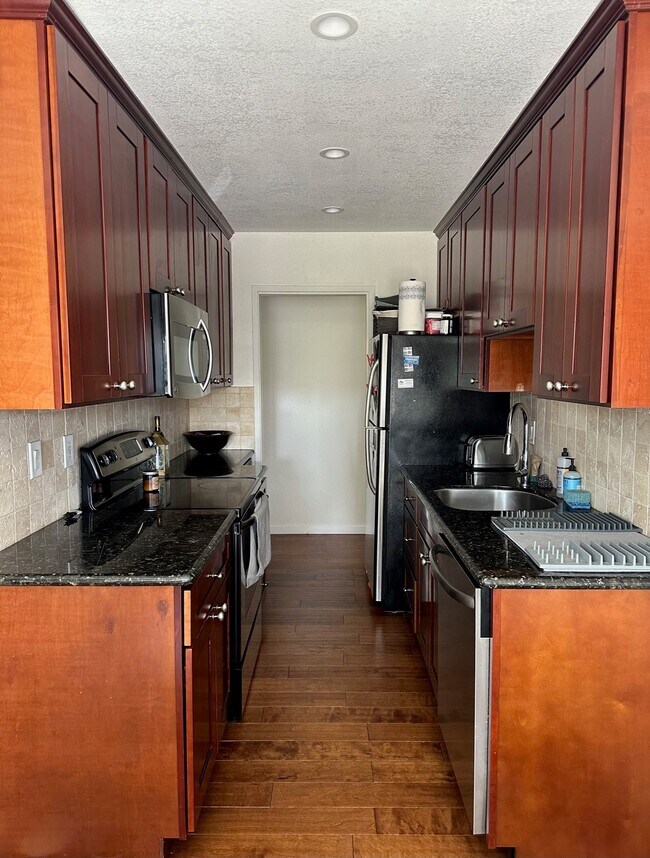 280 Easy St Unit 114, Mountain View, CA 94043 Condo for Rent in