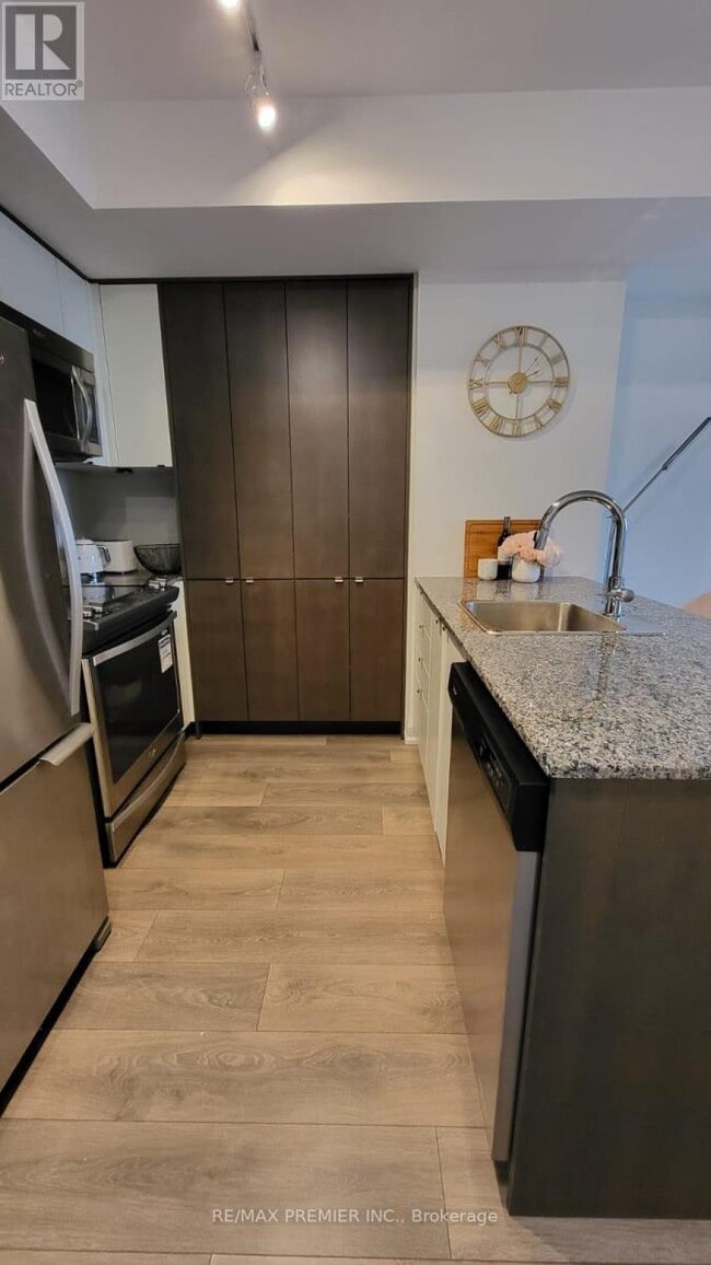 Building Photo - 9 Valhalla Inn Rd