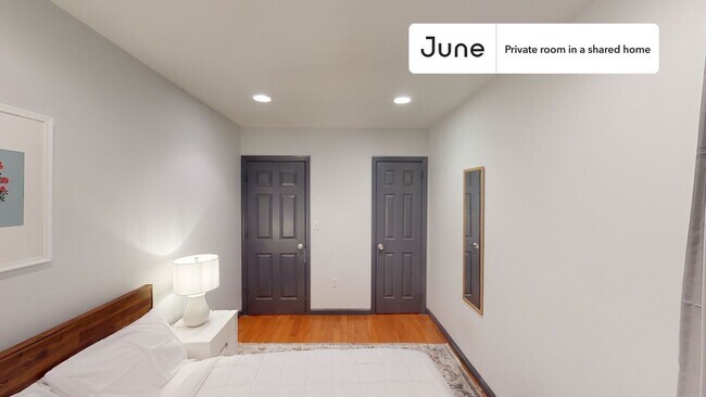 Foto del edificio - Room in Shared 3 bed/1 bath home