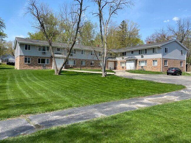 Foto del edificio - 214 S River St