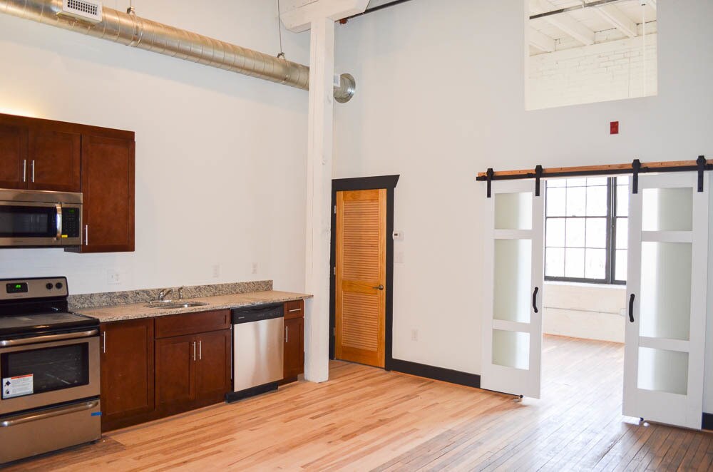 Long Lofts Apartments in Petersburg, VA