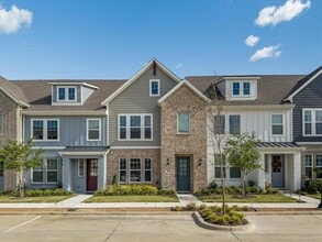 Building Photo - 4512 Tripp St
