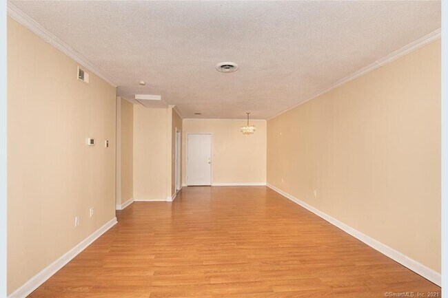 Building Photo - 90 Kane St