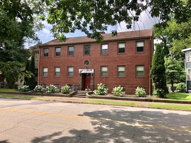 Building Photo - 1421 SE 2nd St
