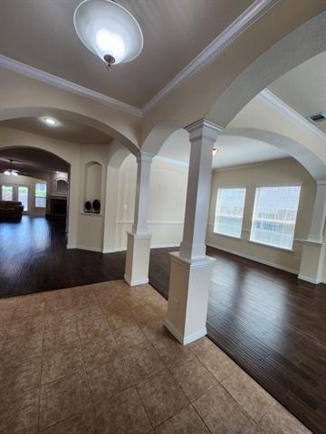 Building Photo - 3701 Bella Vista Dr