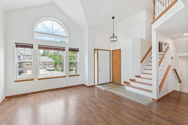 Building Photo - 12756 Utica Cir