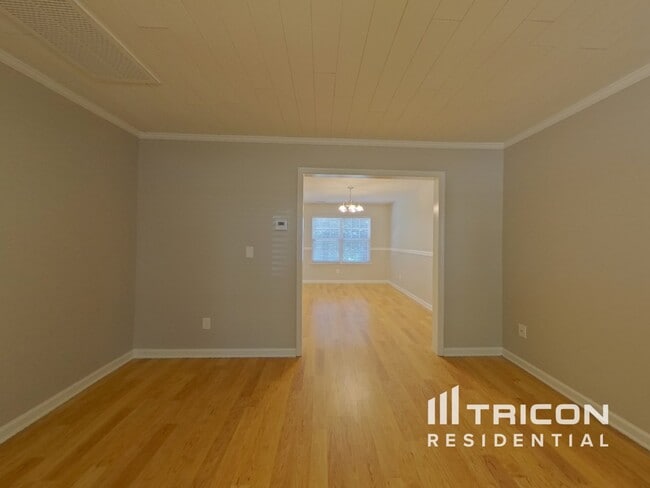 Building Photo - 1268 Winding Path Rd