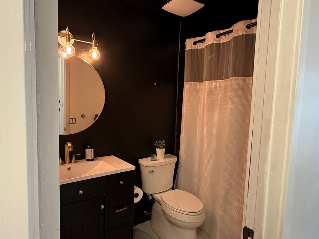 Building Photo - 6985 Ramfos Ln