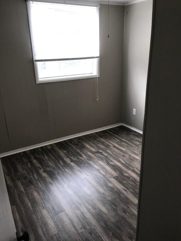 Building Photo - 119 Maddox St