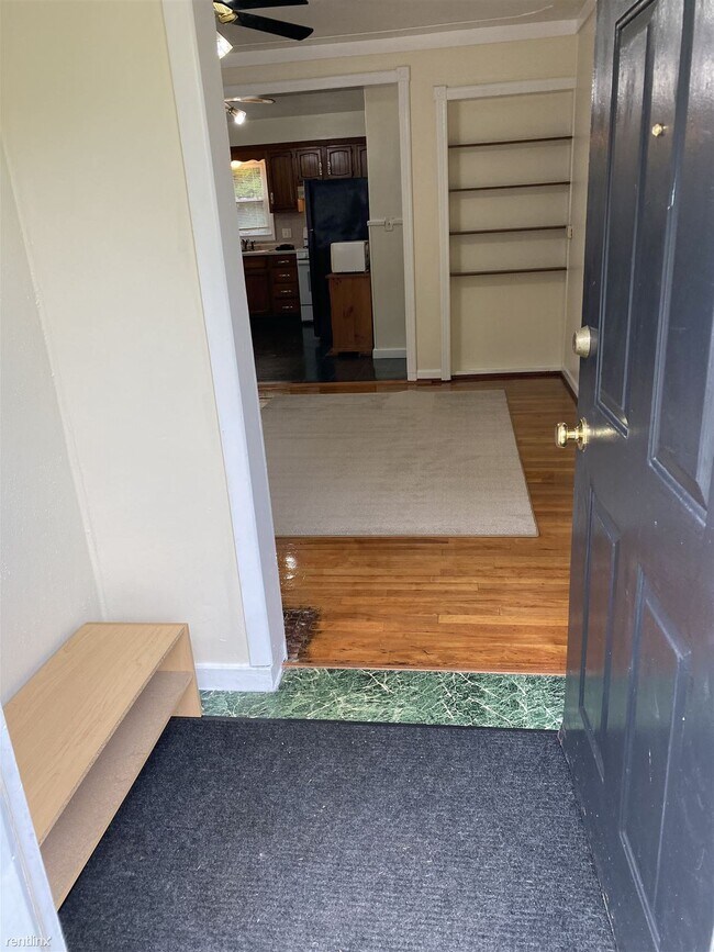 942 Frederick Ave NW, Grand Rapids, MI 49504 House Rental in Grand