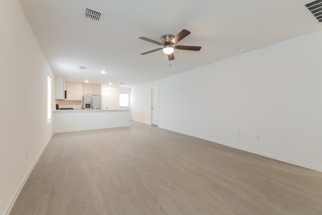 Foto del edificio - 1040 Calley Pear Trl