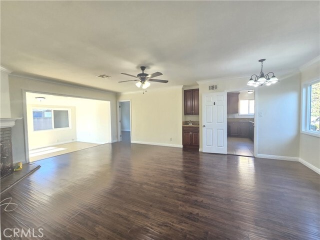 Foto del edificio - 8324 Advent Ave