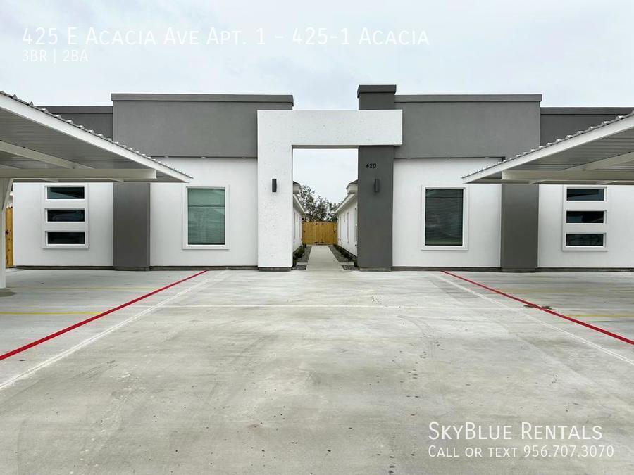Foto principal - 425 E Acacia Ave