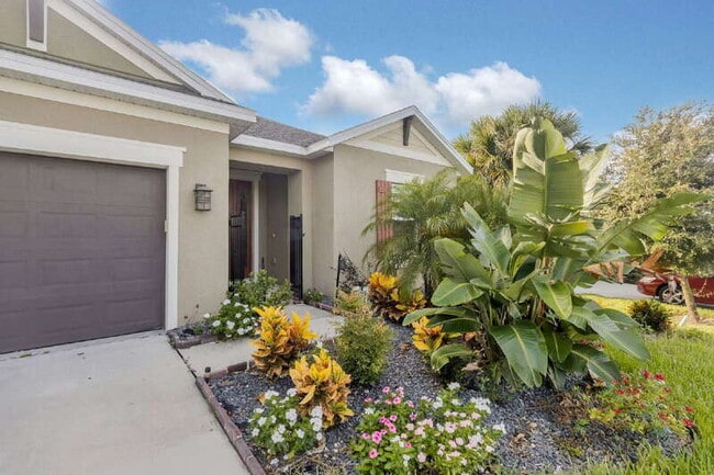 Photo - 1004 Heron Sound Dr House