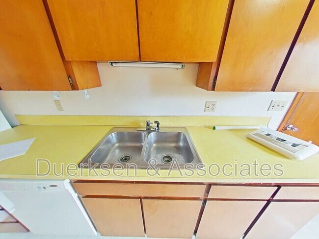 Foto del edificio - 1804 SW Brooklane Dr