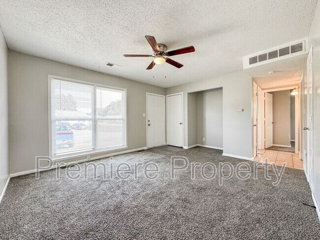 Building Photo - 18828 E Wigwam Pl
