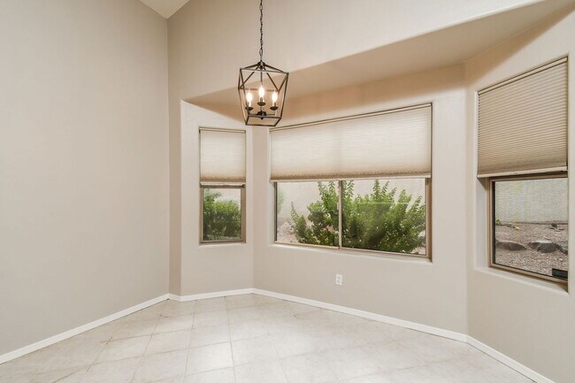 Foto del edificio - 6152 S Hidden Hill