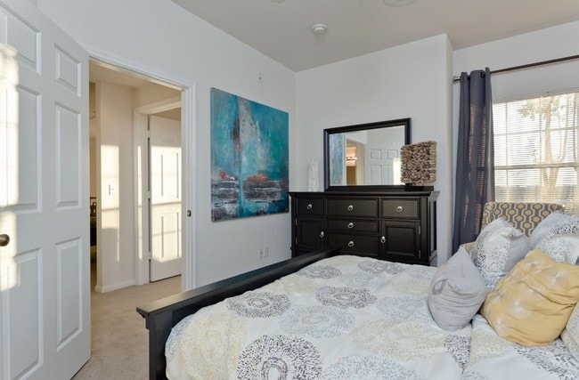 The Ravinia apartments — community photo - The Ravinia
