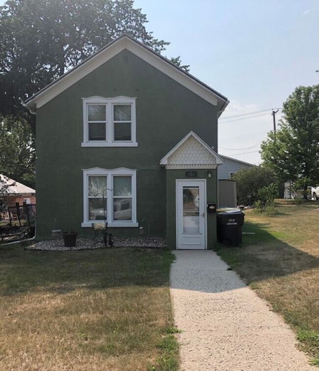 Foto del edificio - 802 3rd Ave SE