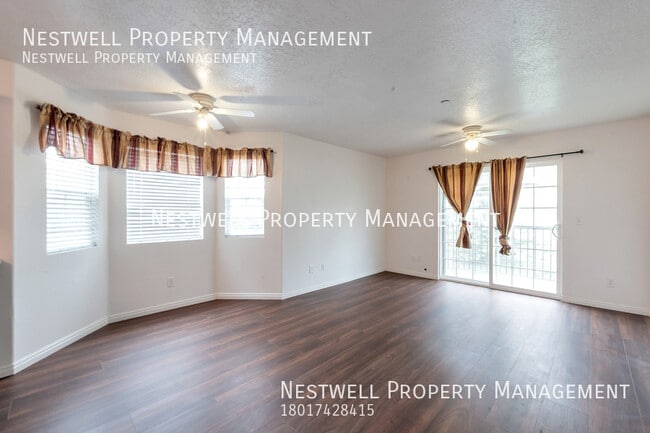 Building Photo - Great 3-bed Condo in Saratoga Springs