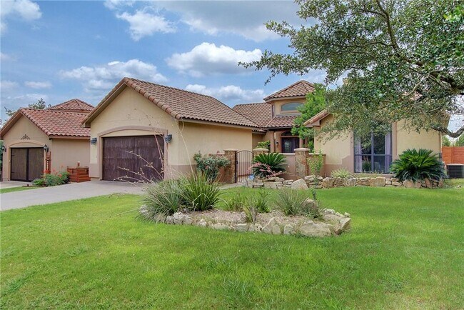 Building Photo - 15203 Lariat Trail
