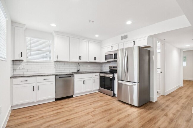 Building Photo - Welcome to San Marco Sq Apartments - CHECK...