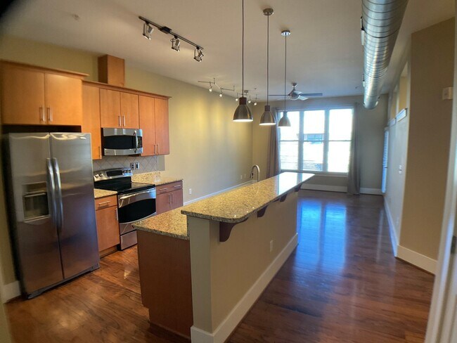 Foto del edificio - Upscale Condo in Popular Davis Park!