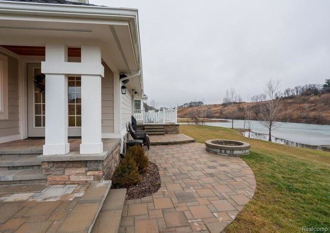 Foto del edificio - 3993 Glacier Lake Ct