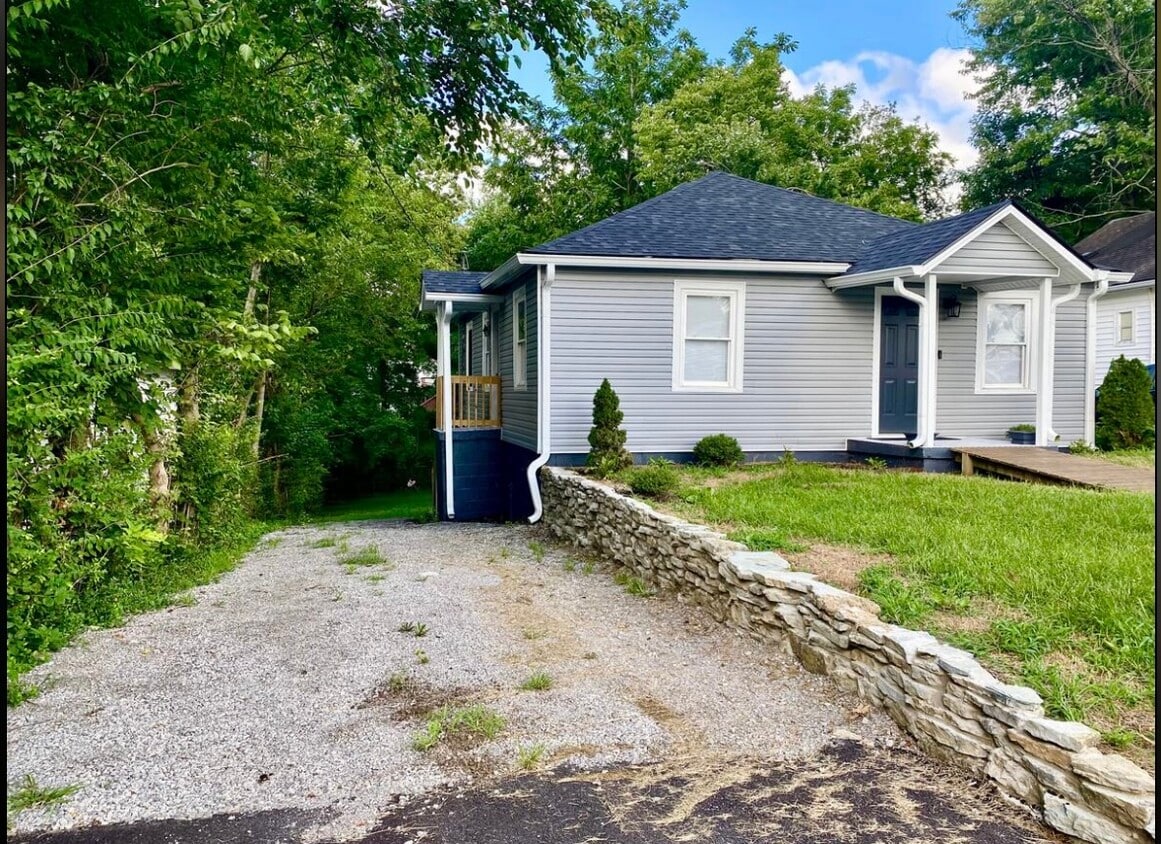 Foto principal - 312 Rosedale Ave