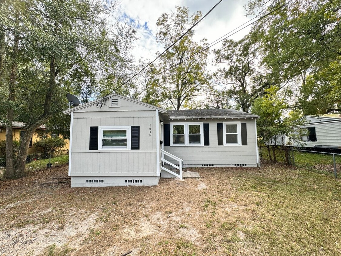 1650 W 34th St, Jacksonville, FL 32209 House Rental in Jacksonville, FL