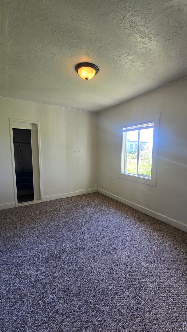 Foto del edificio - 3 Bedroom 1 Bathroom Single Family McKinleyville Home