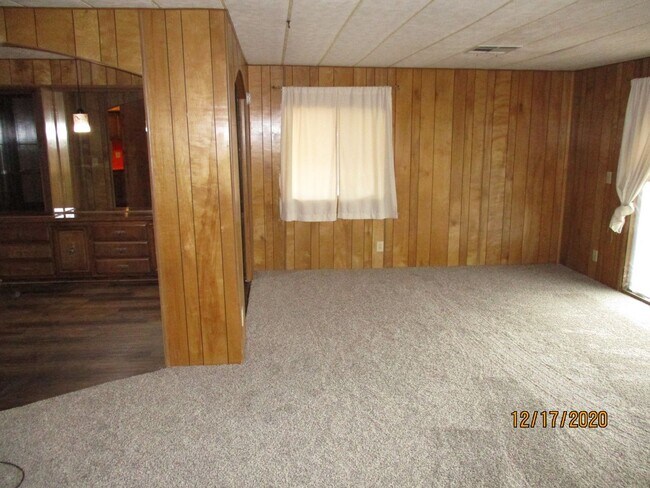 Foto del edificio - 80-5