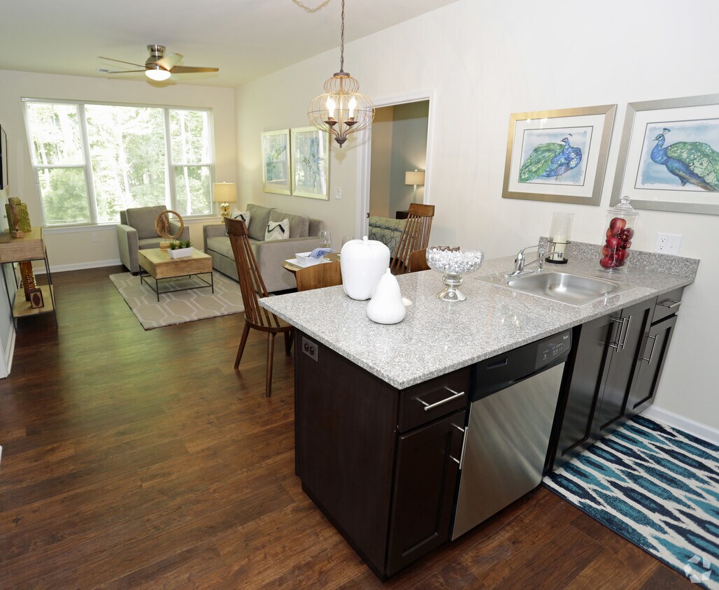 Woodmont Knolls 200 Woodmont Dr Cedar Knolls, NJ