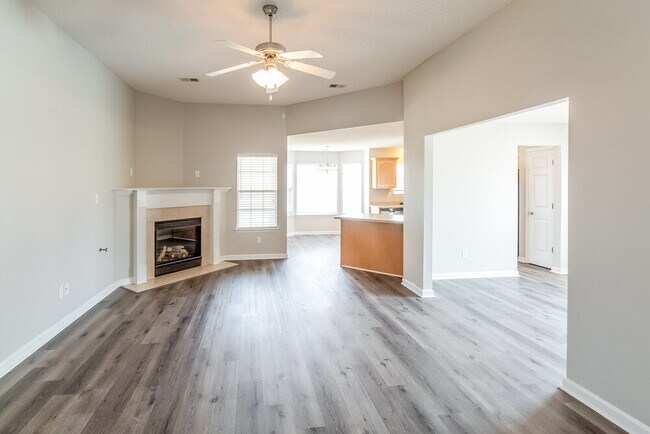 Foto del edificio - 7100 Maple Grove Rd