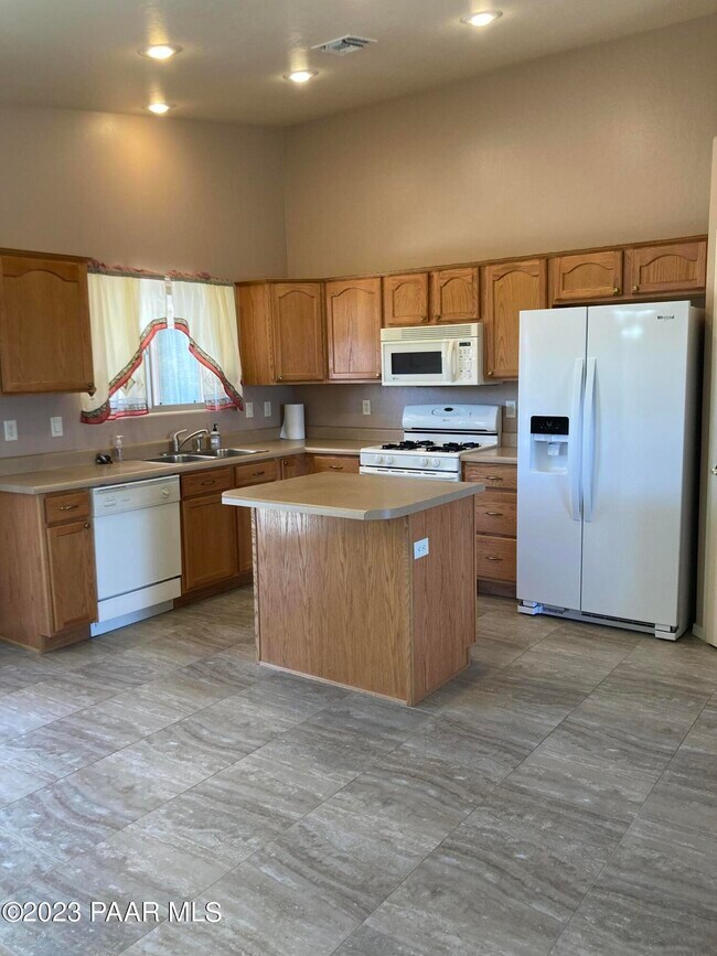8049 E Jacque Dr, Prescott Valley, AZ 86314 House Rental in Prescott
