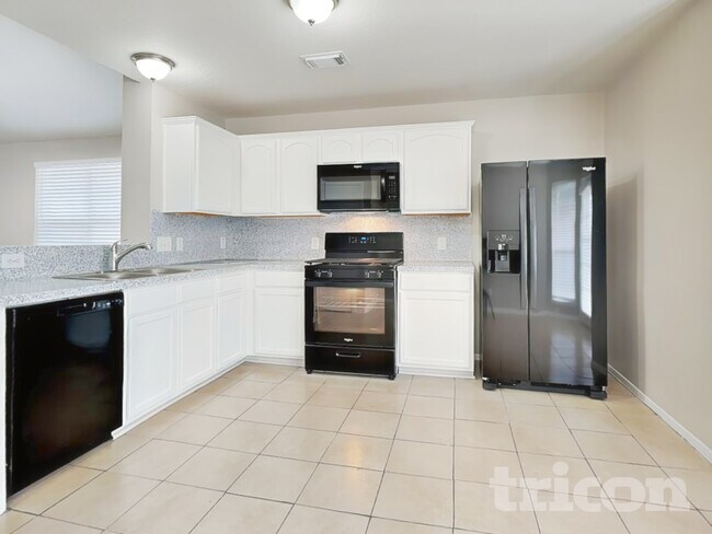 Foto del edificio - 4907 Bryant Ridge Rd