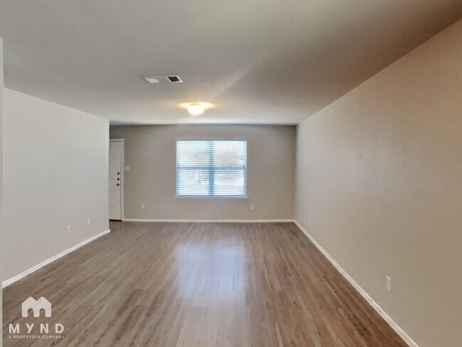 Building Photo - 9527 Apple Ridge Ln
