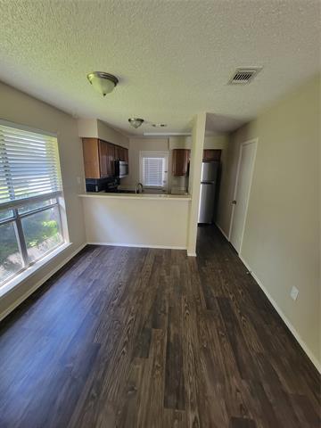 Foto del edificio - 612 Lillard Rd
