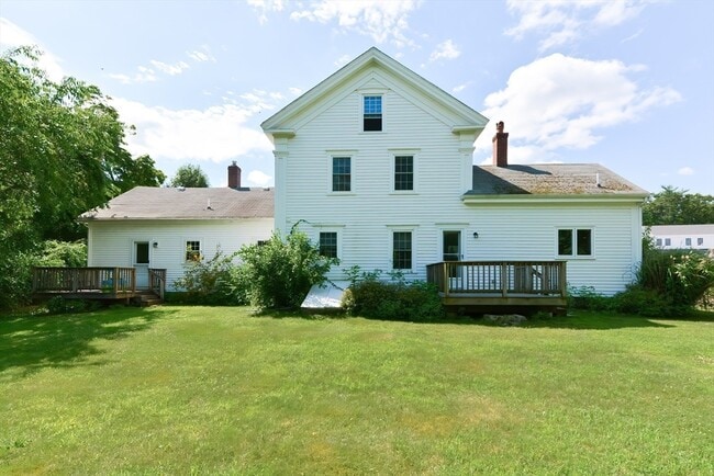 Building Photo - 118 Main St