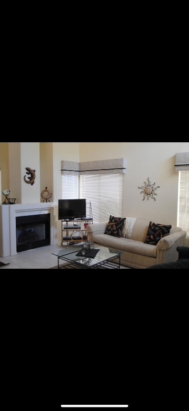 Building Photo - 420 Acoma Blvd S