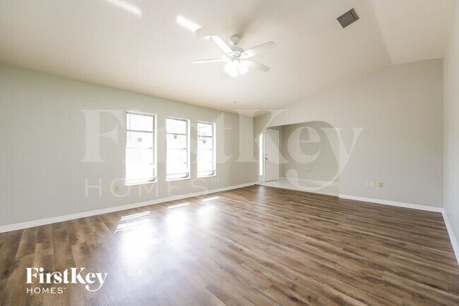 Foto del edificio - 1364 Dorchester St