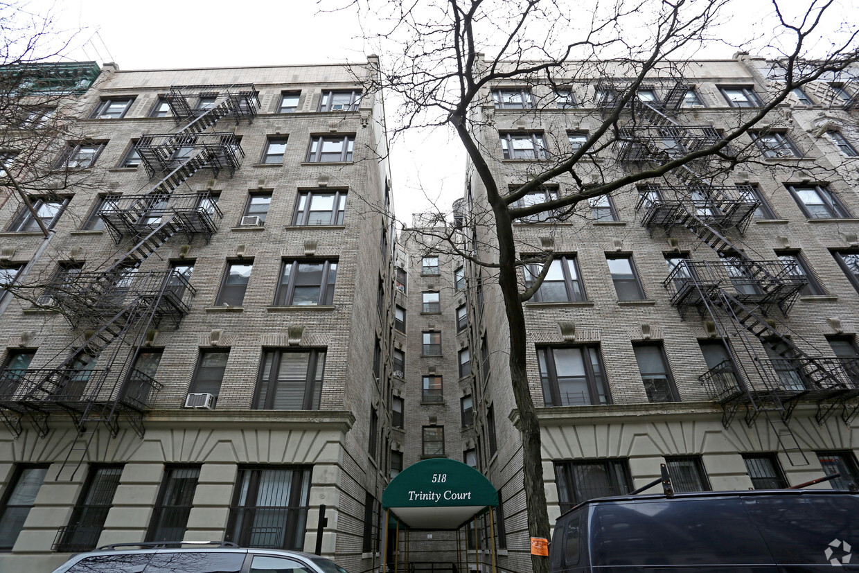 Primary Photo - Trinity Court